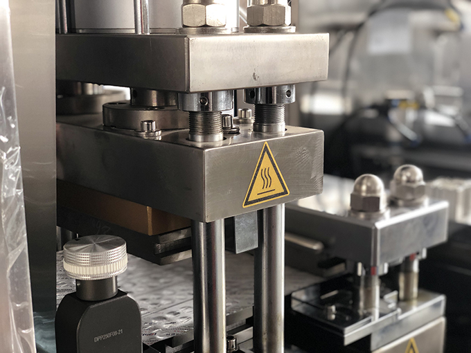 Flat Blister packing Machine (5)