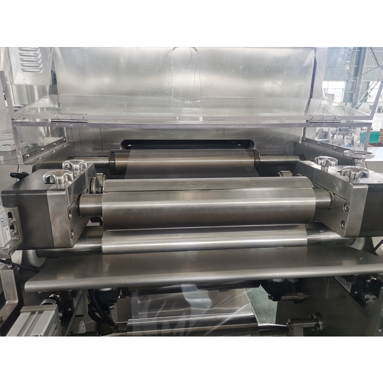 Oral thin film making machine